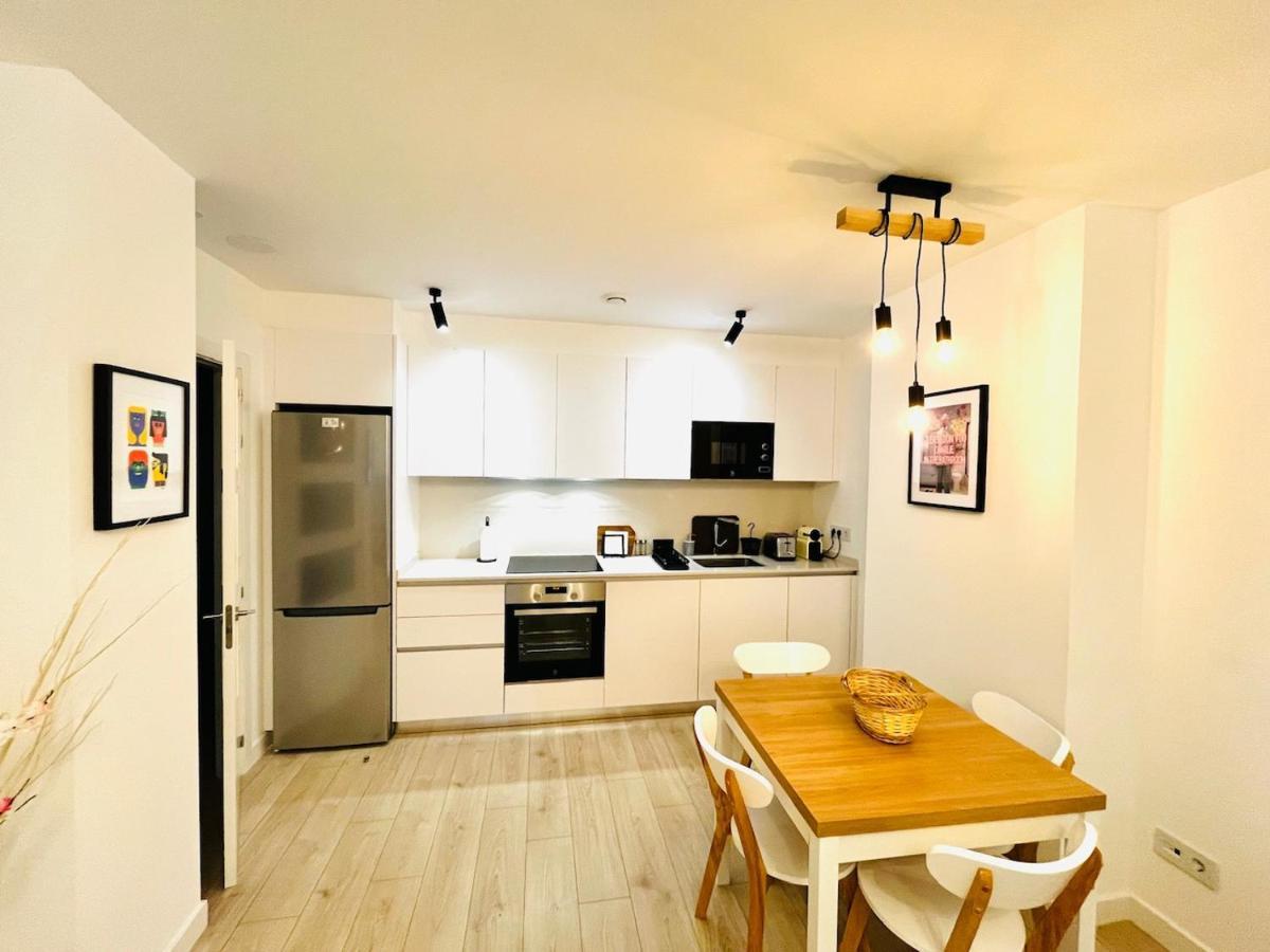 B&N Place Apartamento Nuevo! Parking Gratuito Vigo Eksteriør bilde
